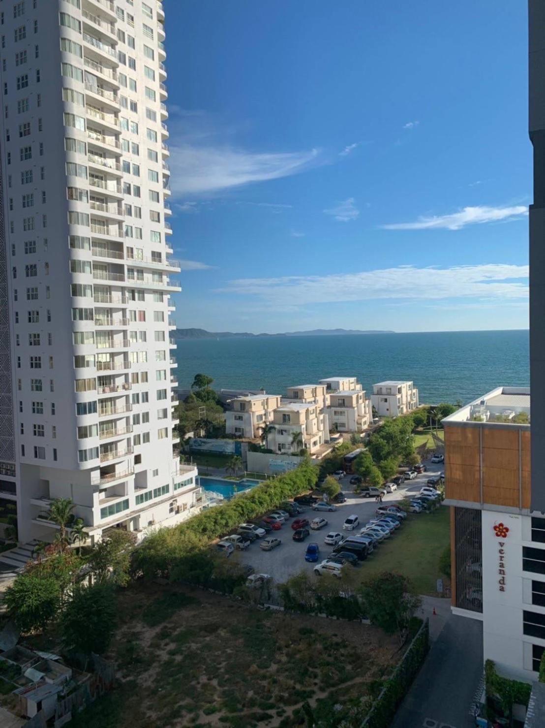 Veranda Residences Pattaya By Phung Jomtien Beach Buitenkant foto