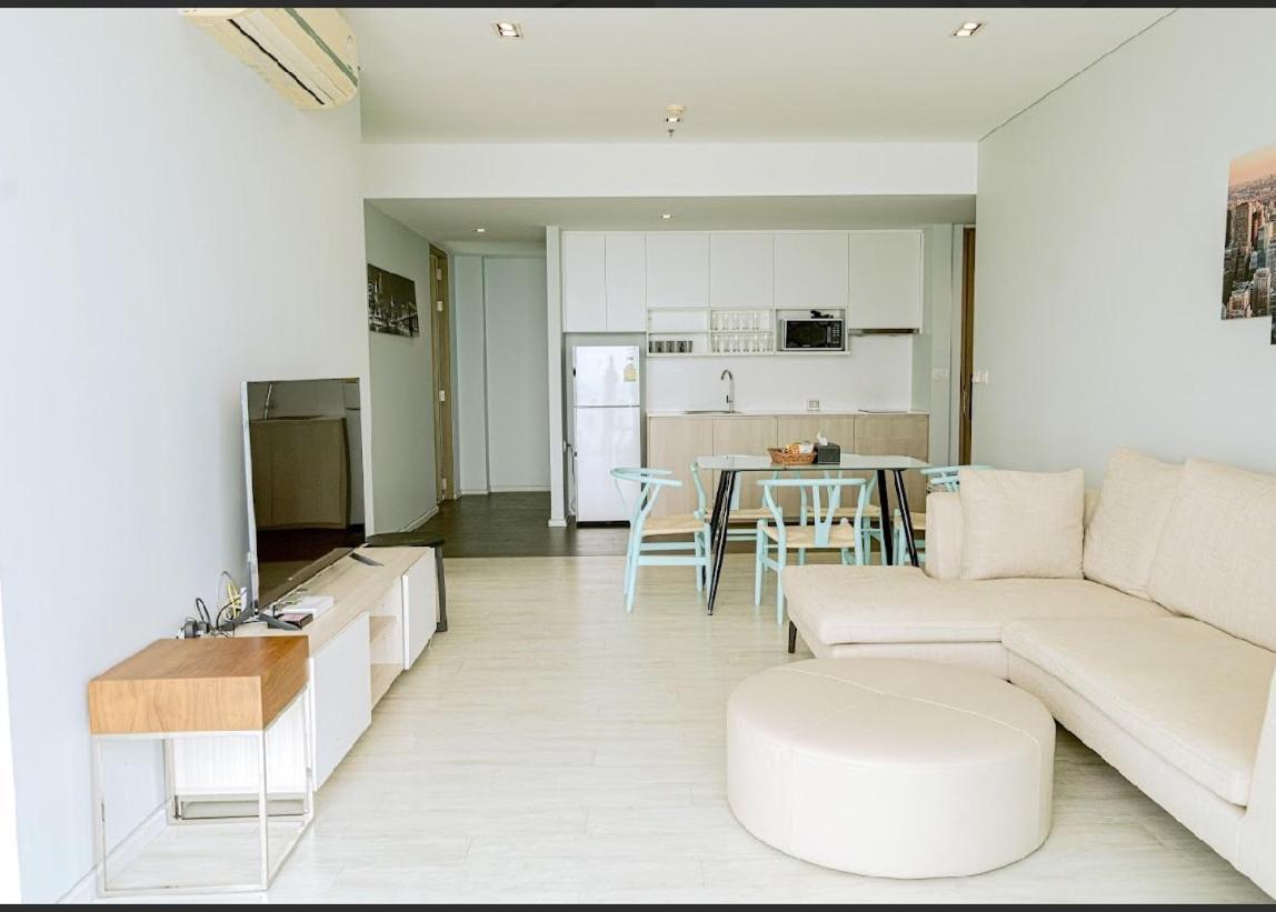 Veranda Residences Pattaya By Phung Jomtien Beach Buitenkant foto
